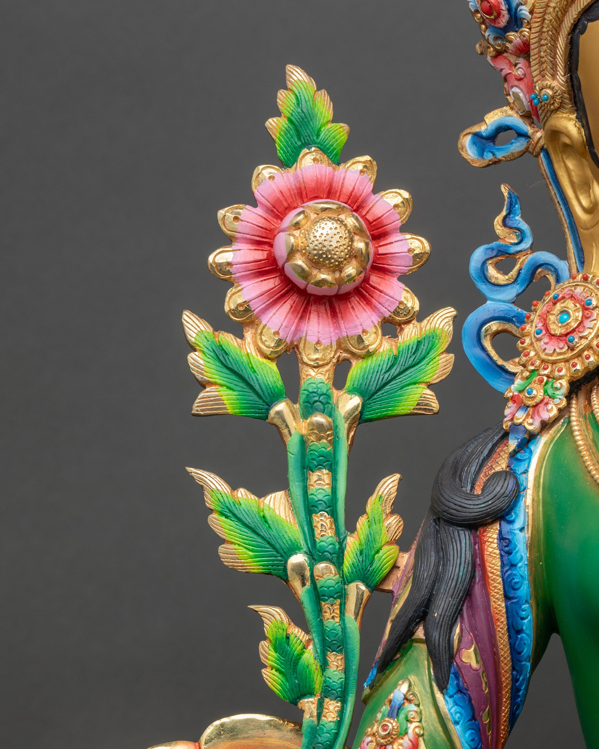 Compassionate Jetsun Dolma Statue | Hand-Painted Tibetan Artwork