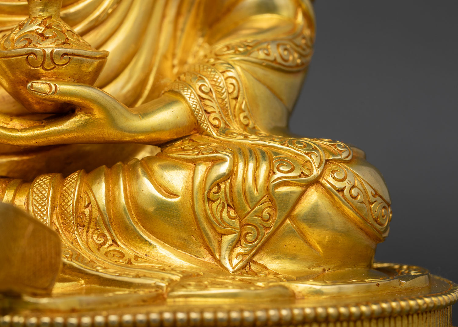 Guru Rinpoche Sculpture | Exquisite Buddhist Altar Statue