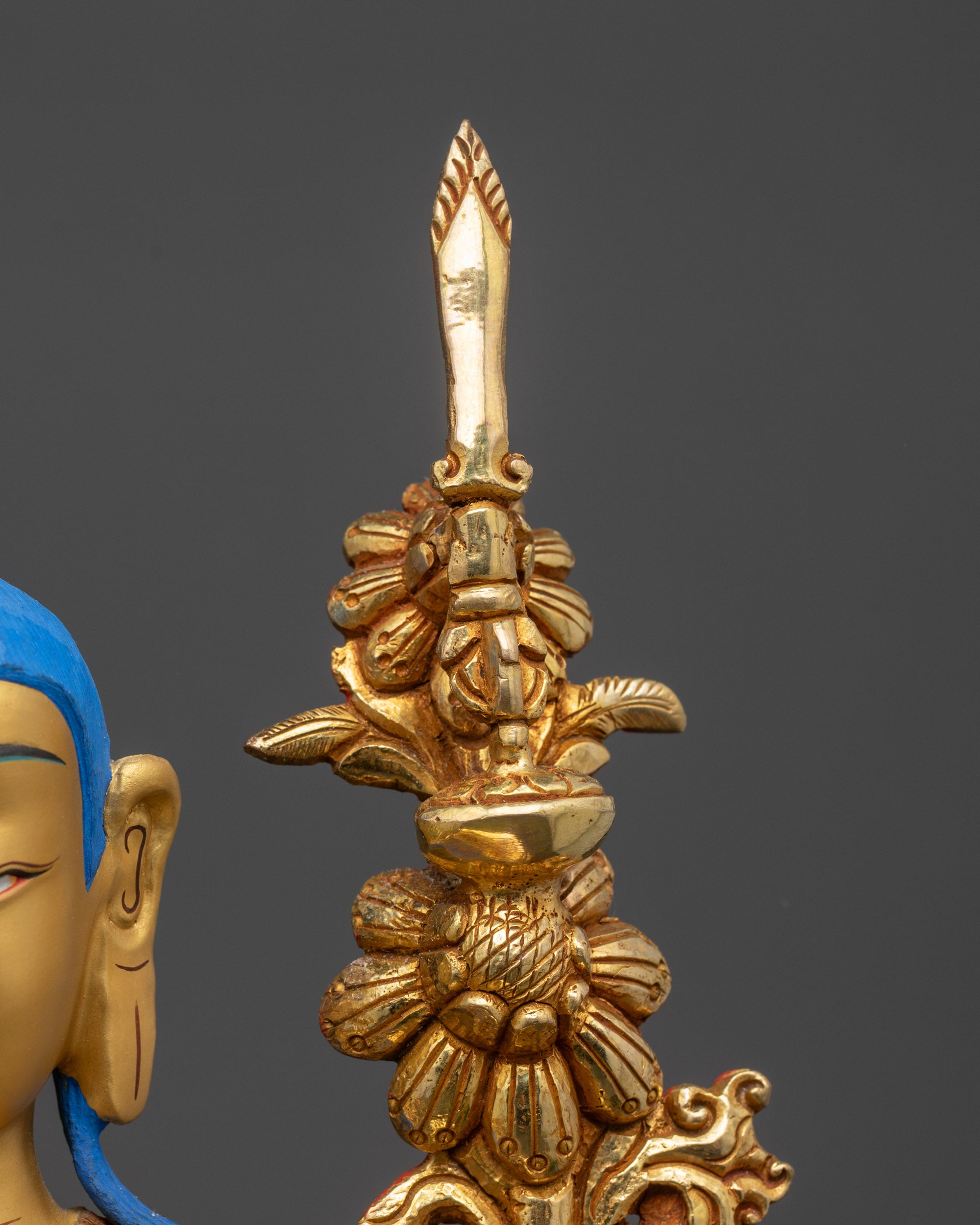 Simhanada Chenrezig | Lion-Roaring Avalokiteshvara Buddhist Sculpture