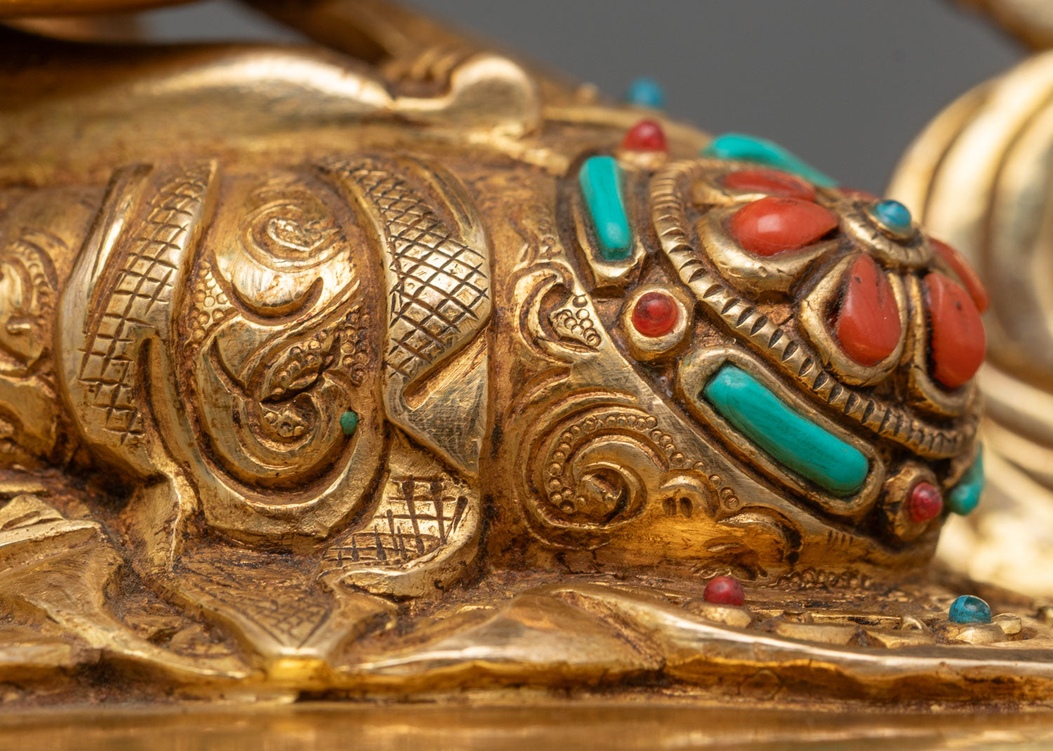 Vajrasattva Statue – Traditional Nepalese Spiritual Decor