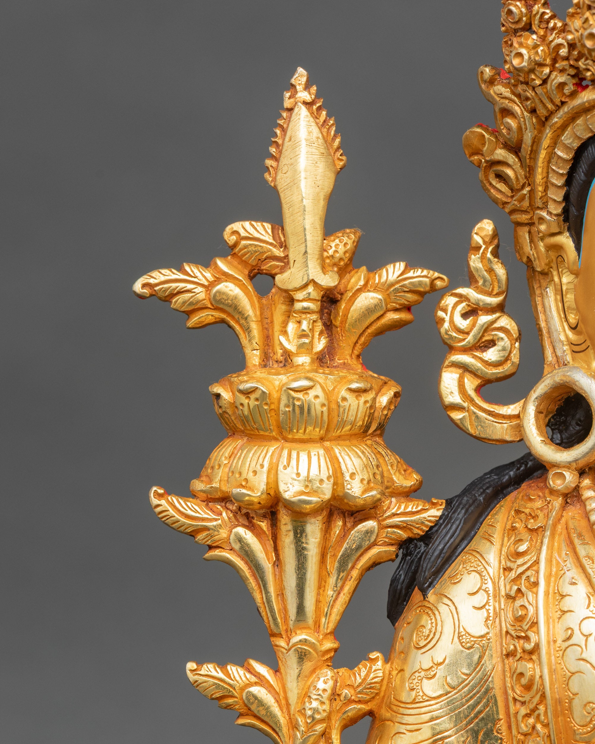 Guru Rinpoche Set Statue for Spiritual Clarity and Protection