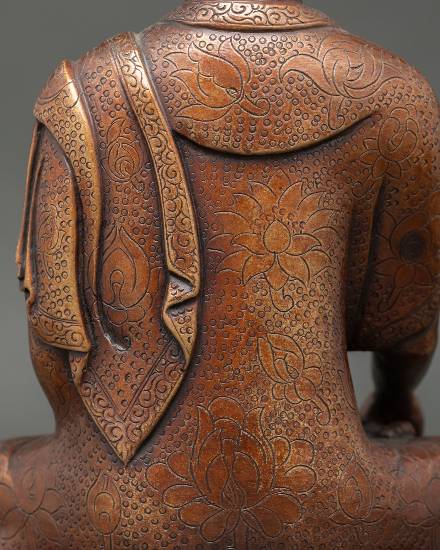Oxidized Shakyamuni Buddha Statue | Traditional Nepalese Artwork