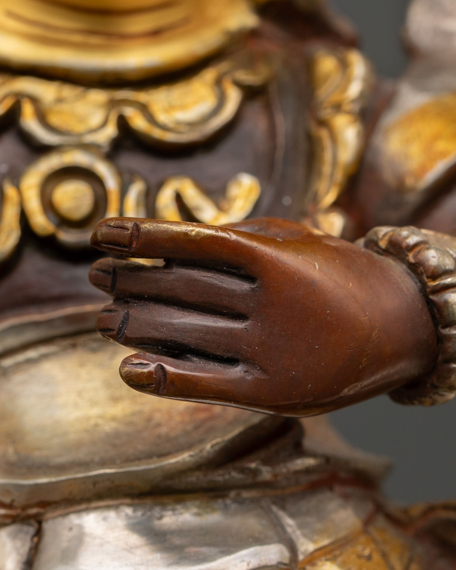 King Gesar Statue