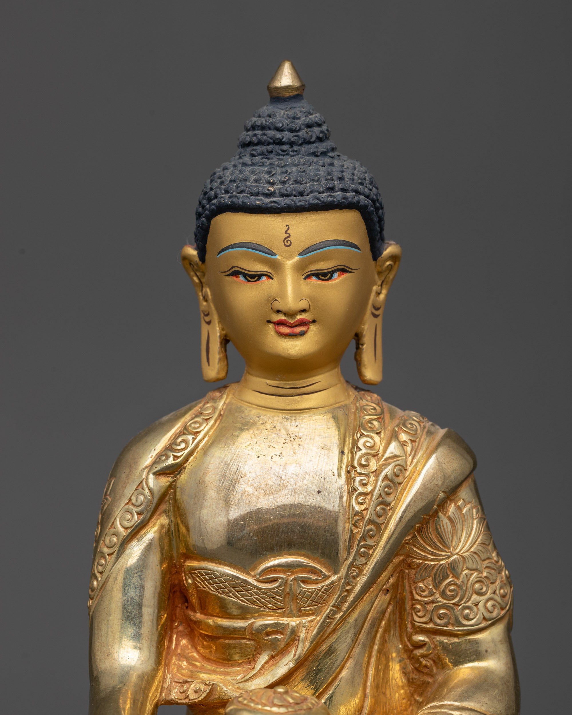 Buddha Shakyamuni Statue