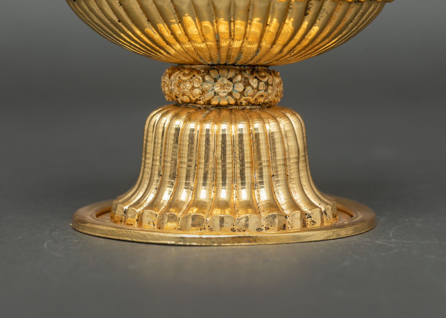 Neshi Rice Pot for Ritual Offerings | Traditional Copper Pot