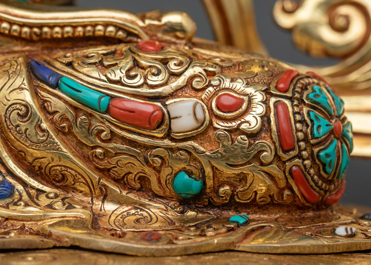 Peaceful Chenrezig Statue | Meditation Decor from Nepal