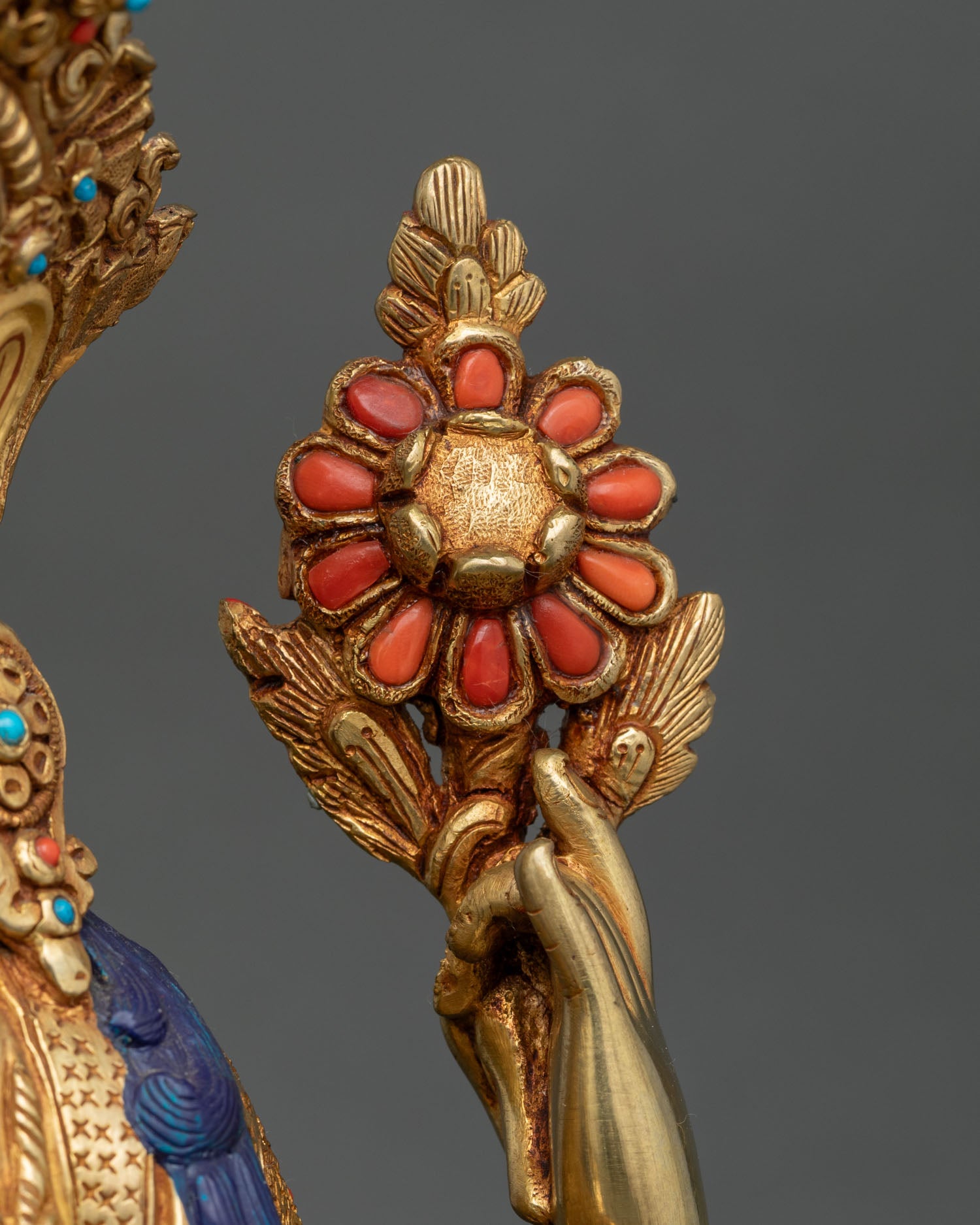 Four-armed Avalokiteshvara Statue | Divine Lord Who Gazes Down