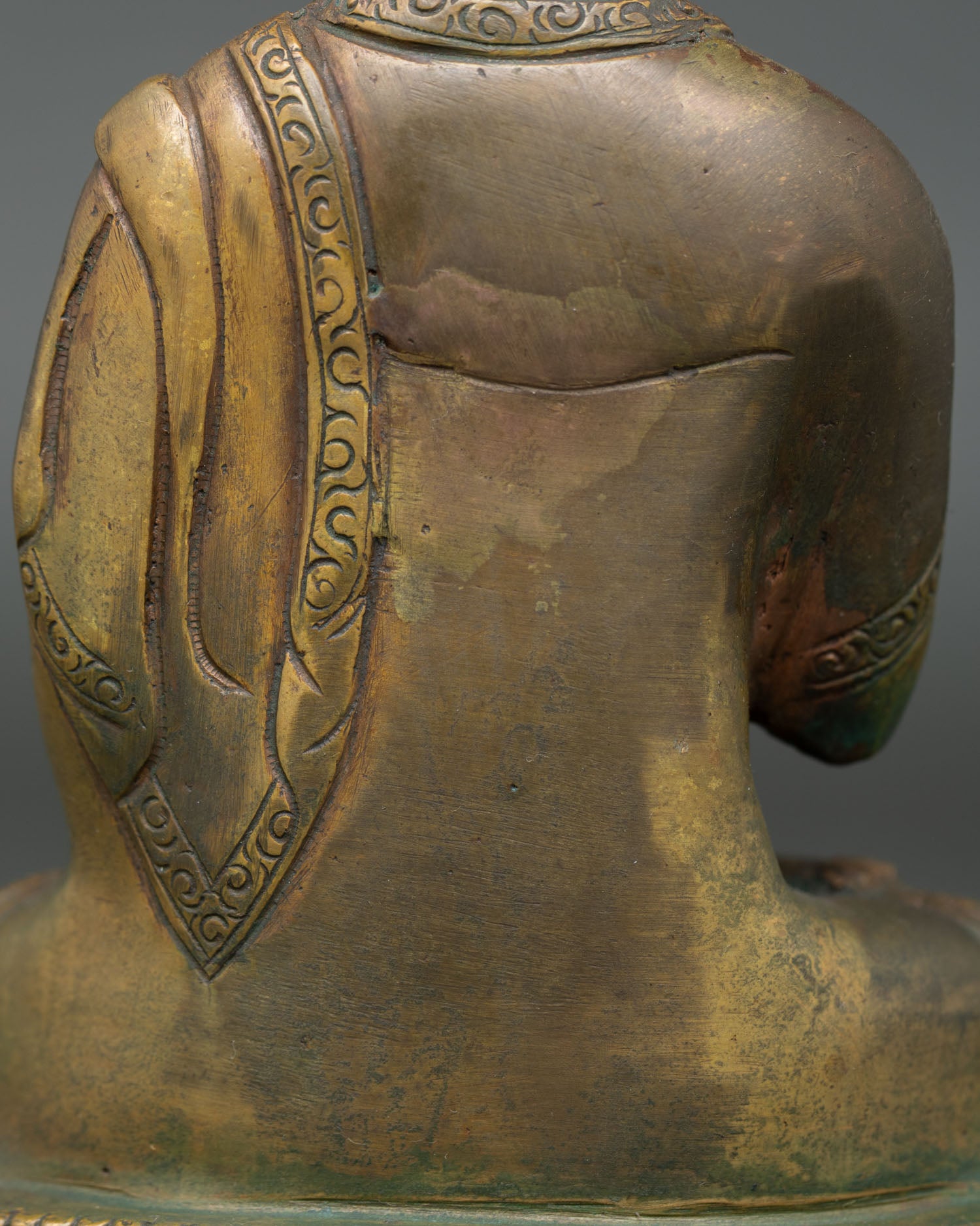 Amonghasiddhi Statue