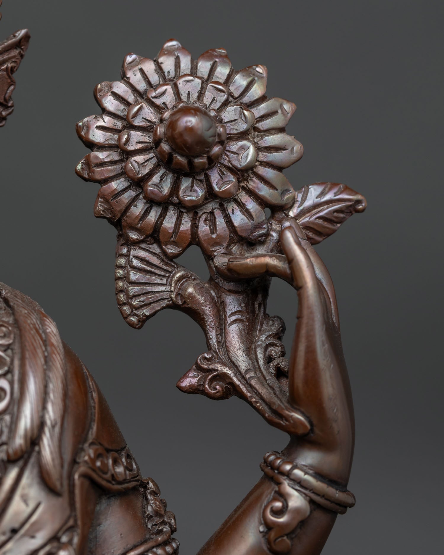 Chenrezig Statue | Buddhist Deity of Compassion & Mercy