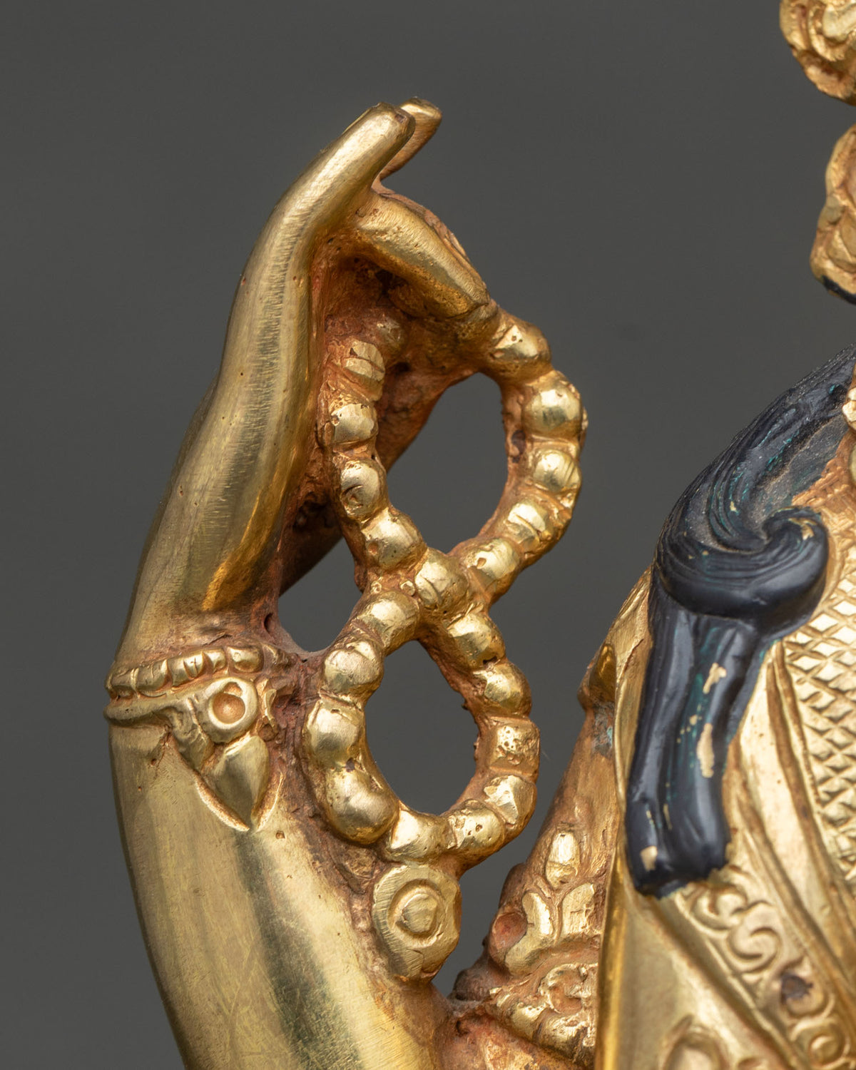 Chenrezig Statue from Nepal | Four-armed Bodhisattva for Compassion
