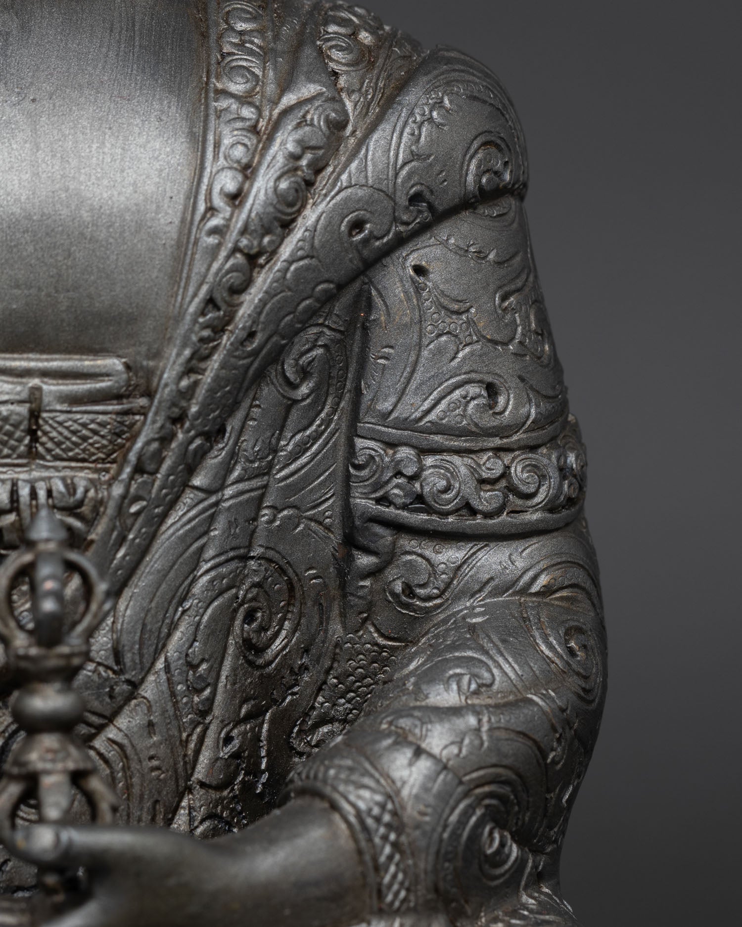 Mitrugpa Buddha Statue – Embodiment of Unwavering Mind