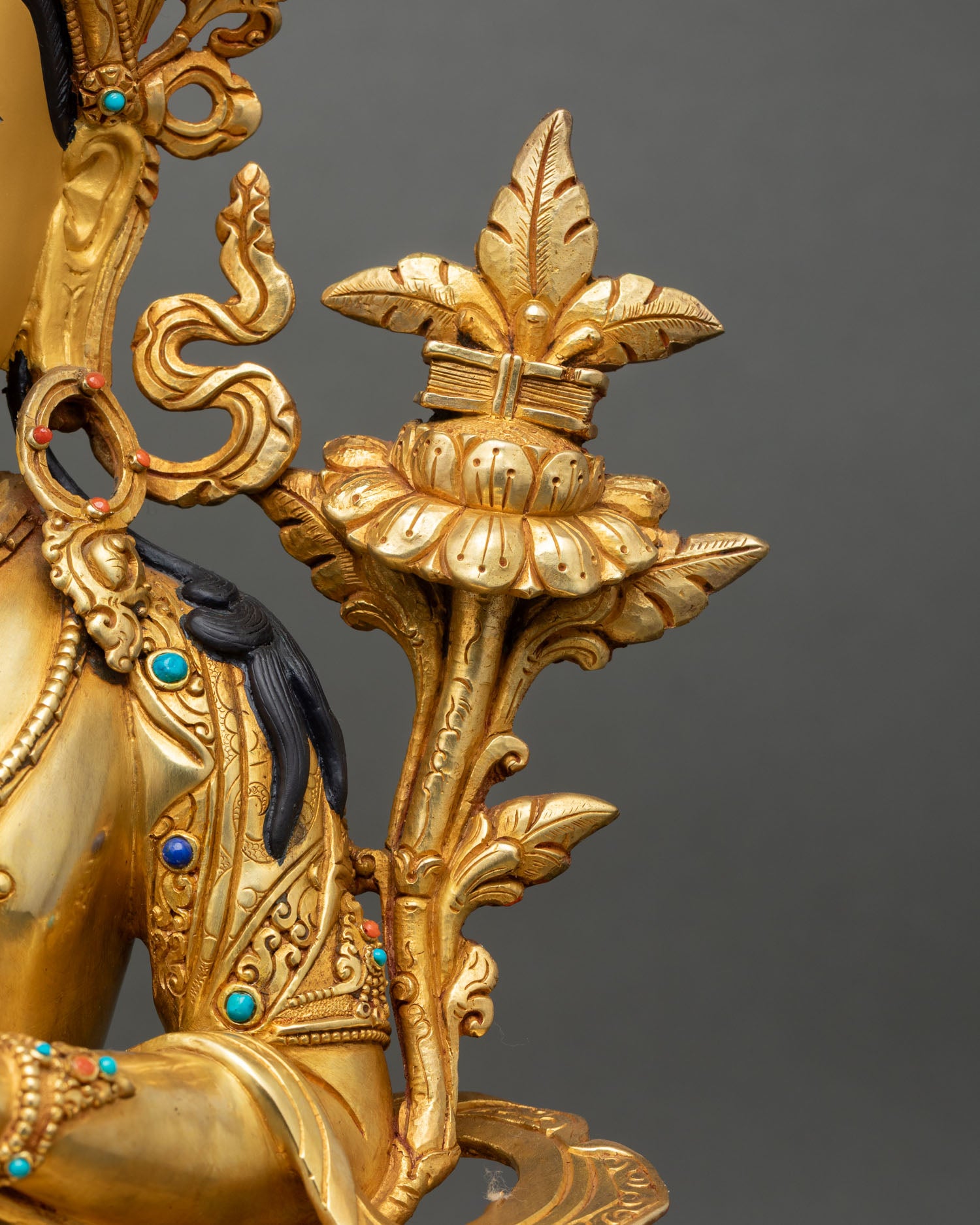 Bodhisattva Manjushree Statue – Buddhist Art of Wisdom Deity