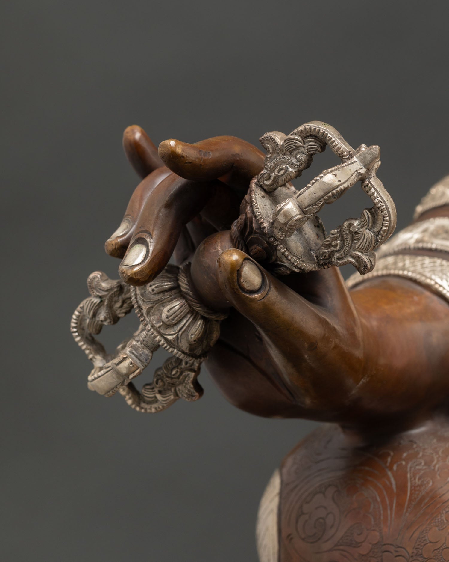 Giant Guru Rinpoche Statue – Blessings of Enlightened Second Buddha