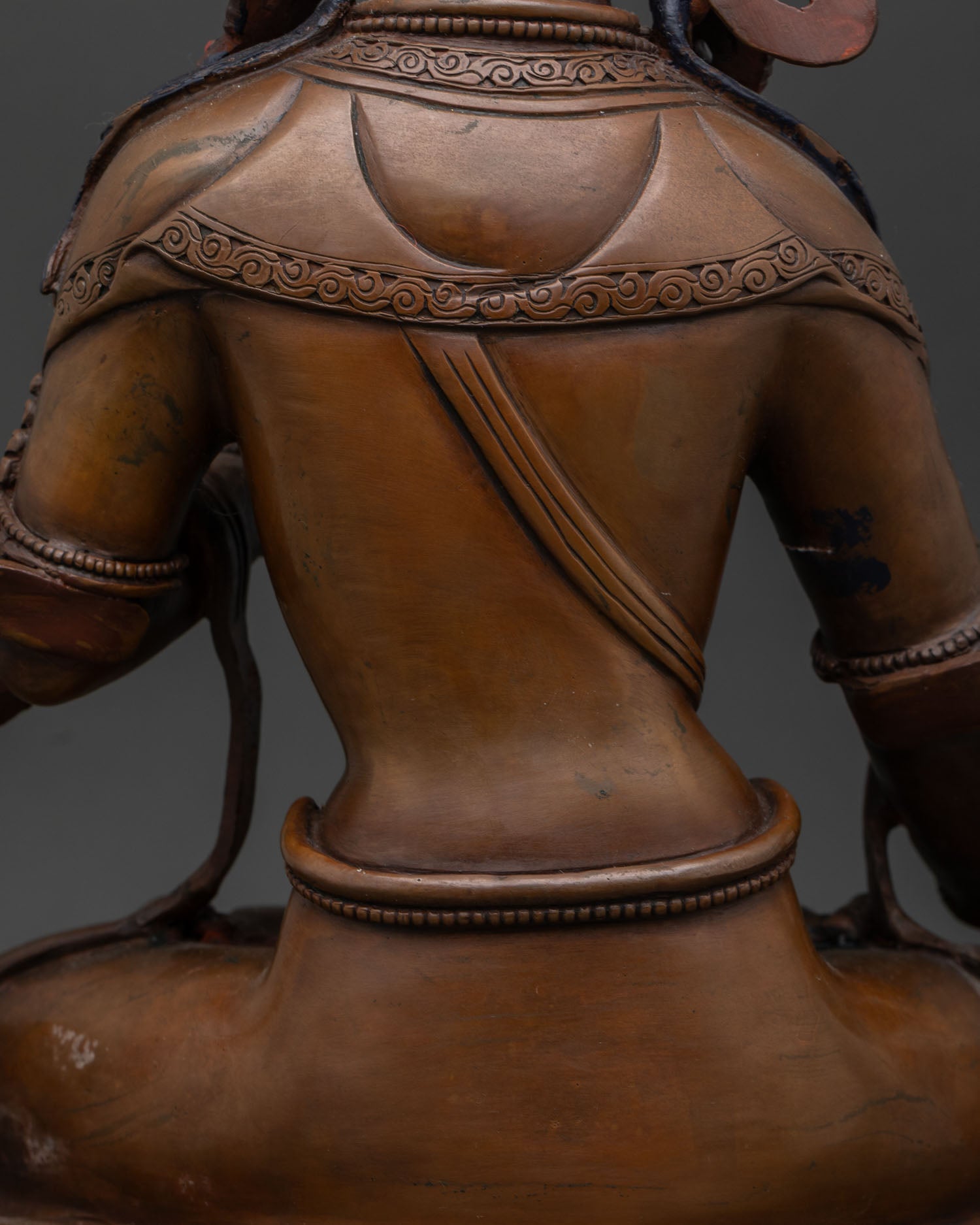Dukar Statue