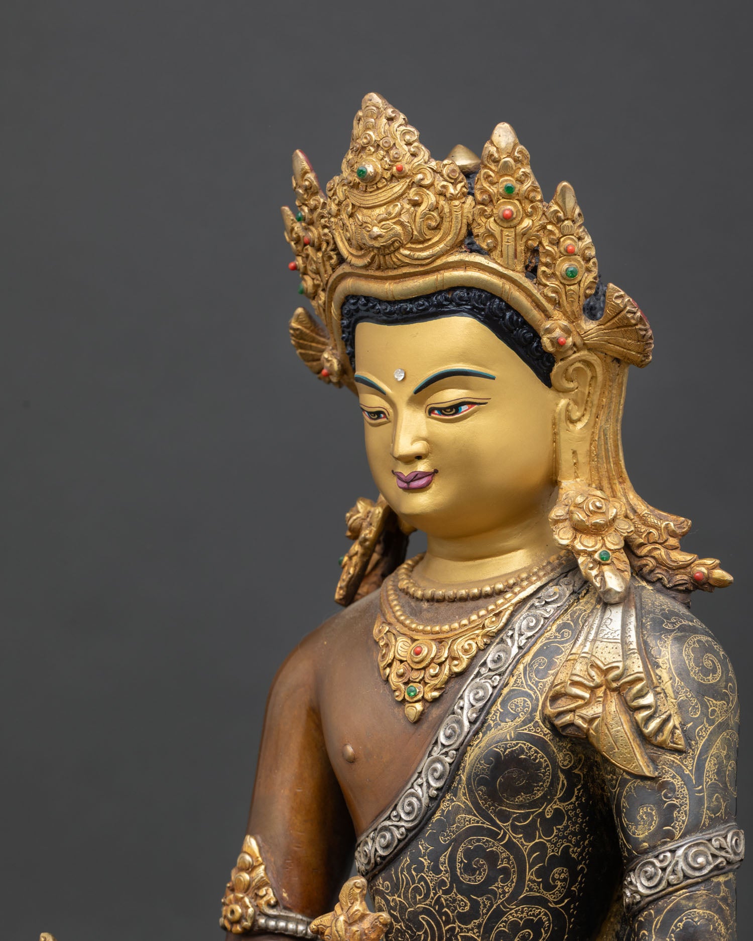 Medicine Buddha Statue – Traditional Nepalese Sacred Art