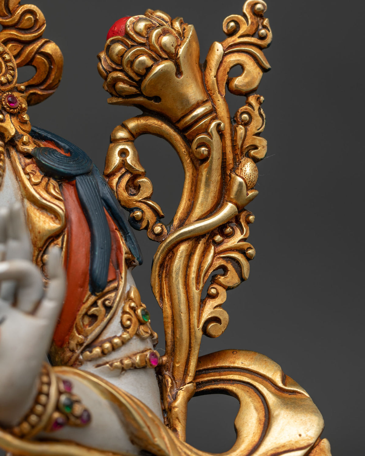 Hand-Painted White Tara Statue – Seven-Eyed Longevity Goddess Icon
