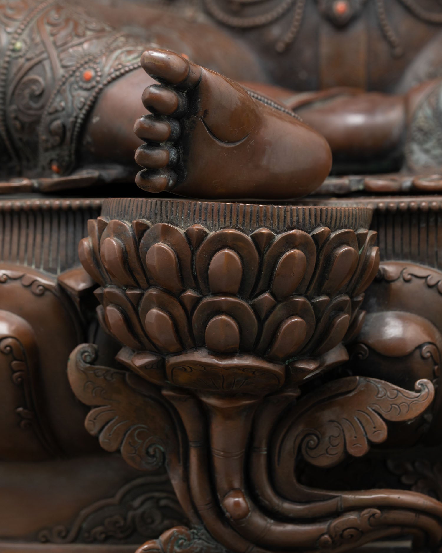 26" Green Tara Statue – Awakening Compassion and Fearlessness