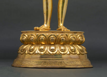 Guru`s Wifes Statue
