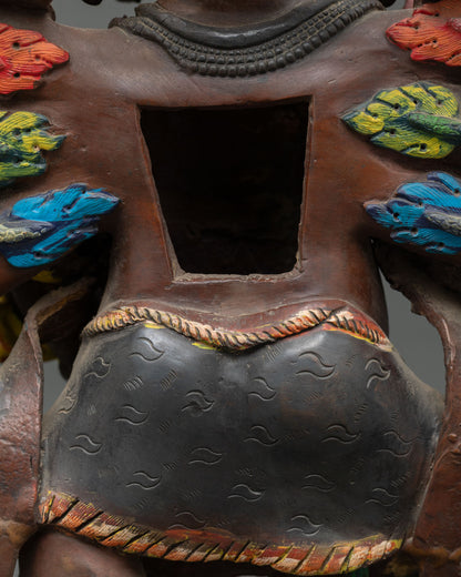 Uchusma Statue