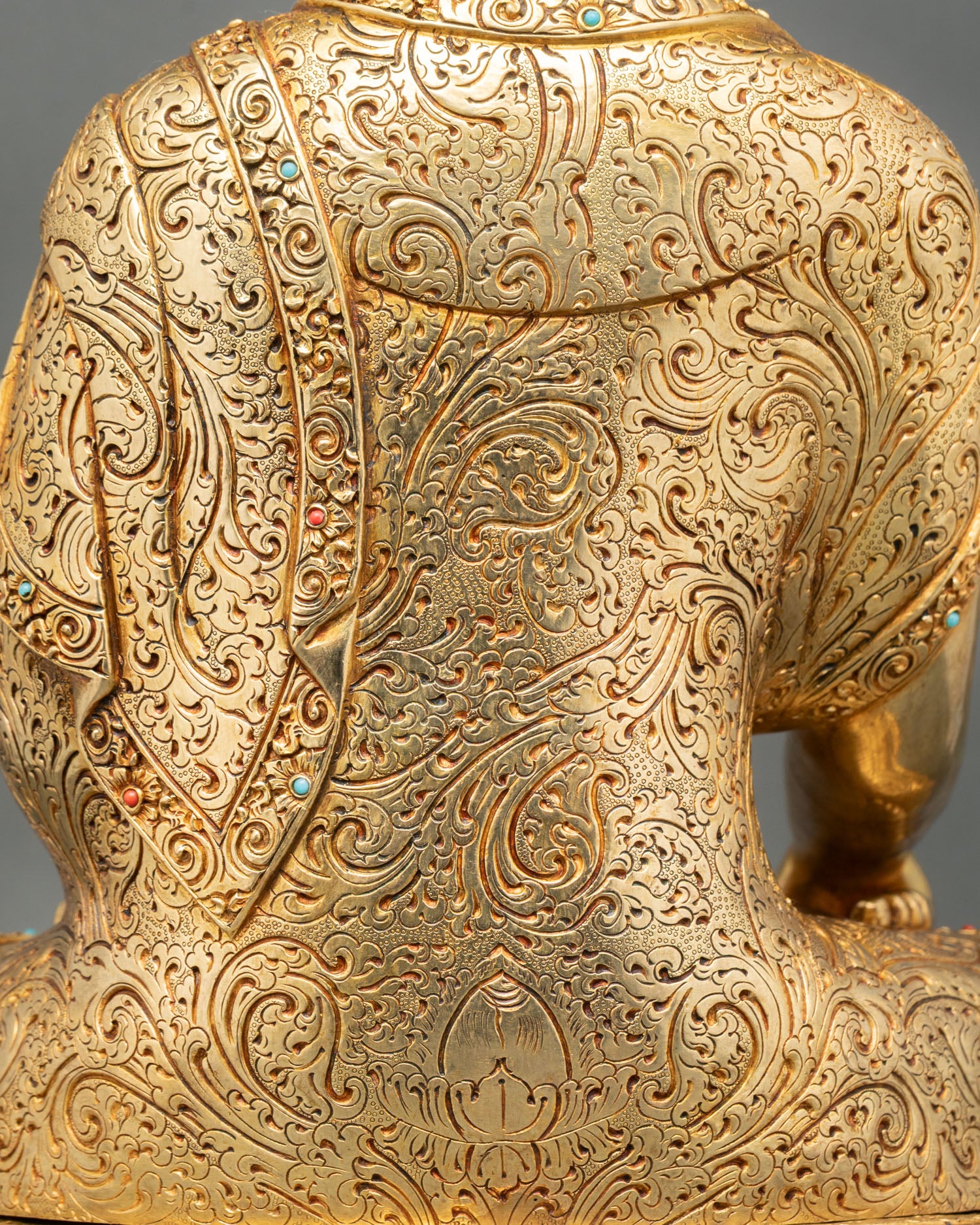 Shakyamuni Buddha Statue for Meditation and Spiritual Decor