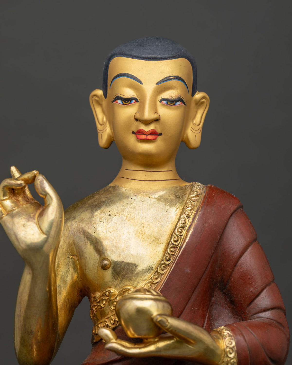 Shakyamuni Buddha With it's Followers