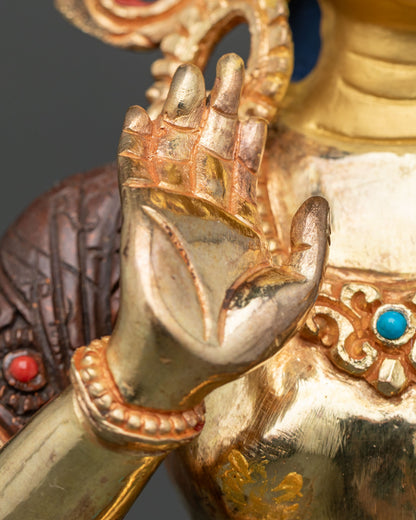 Guru's Wifes Statue