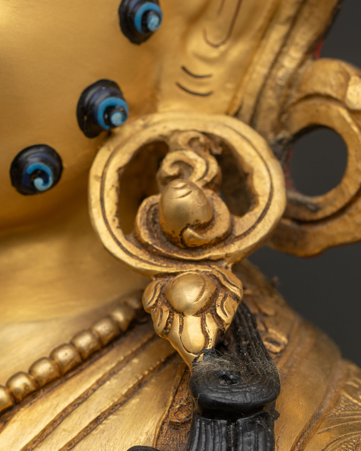Dzambhala Statue