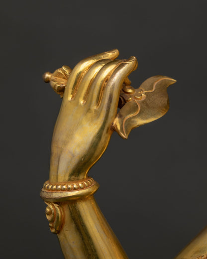 Guru`s Wifes Statue