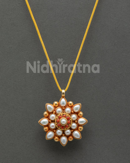 Gold Plated Flower Locket – Handcrafted in Nepal