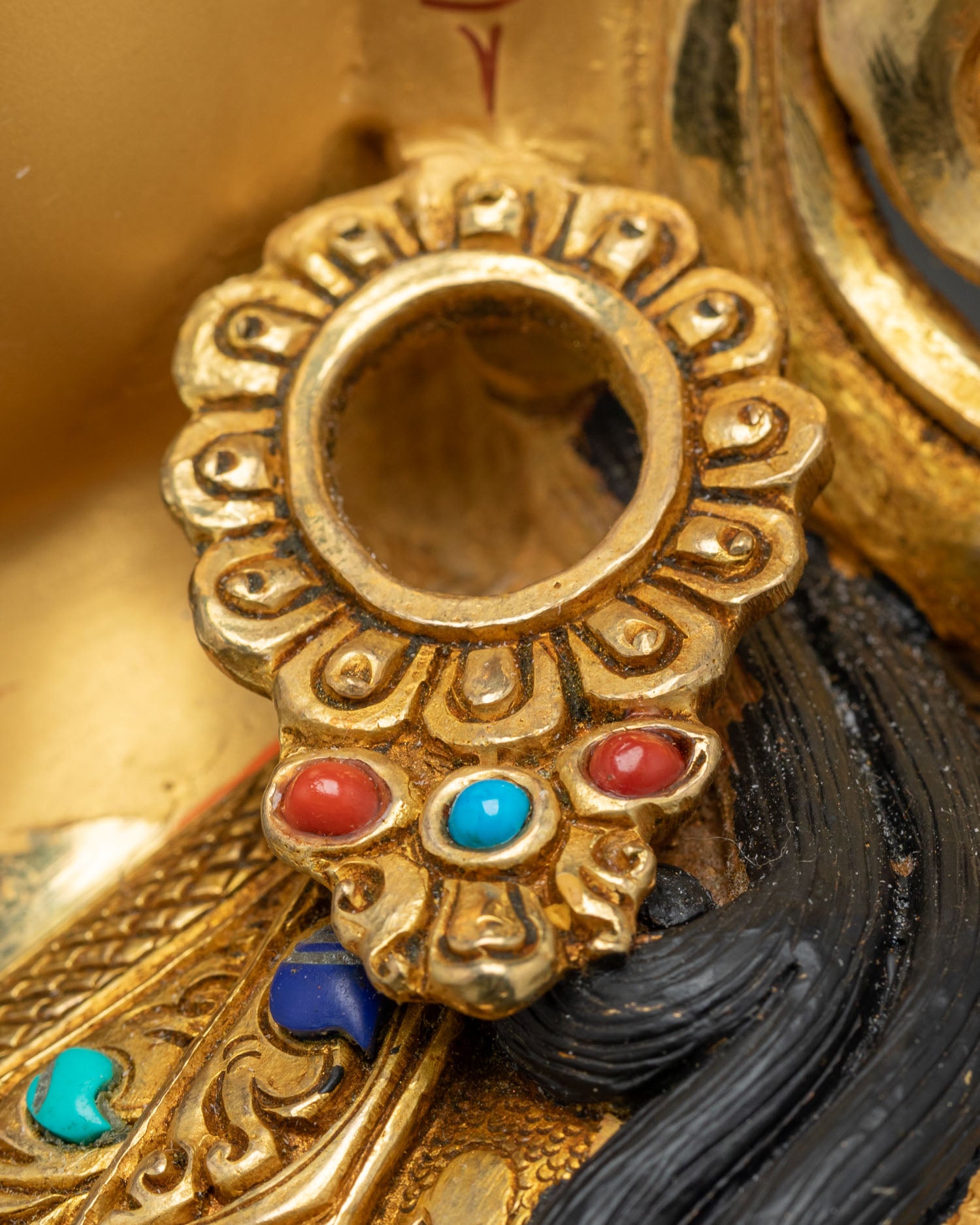 Guru Rinpoche with Two Consorts Statue – Sacred Vajrayana Art