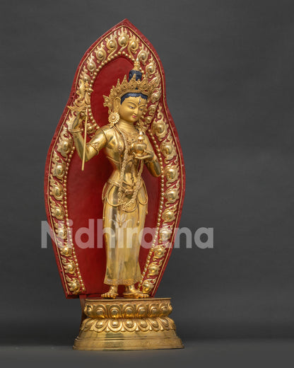 Guru`s Wifes Statue