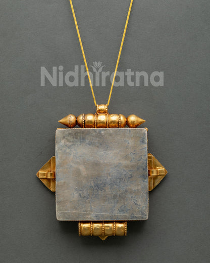 Buddhist Treasure Vase Ghau Mala | Symbol of Spiritual Prosperity