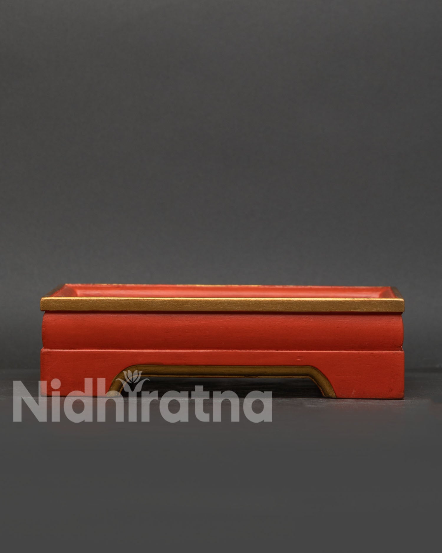 Tray