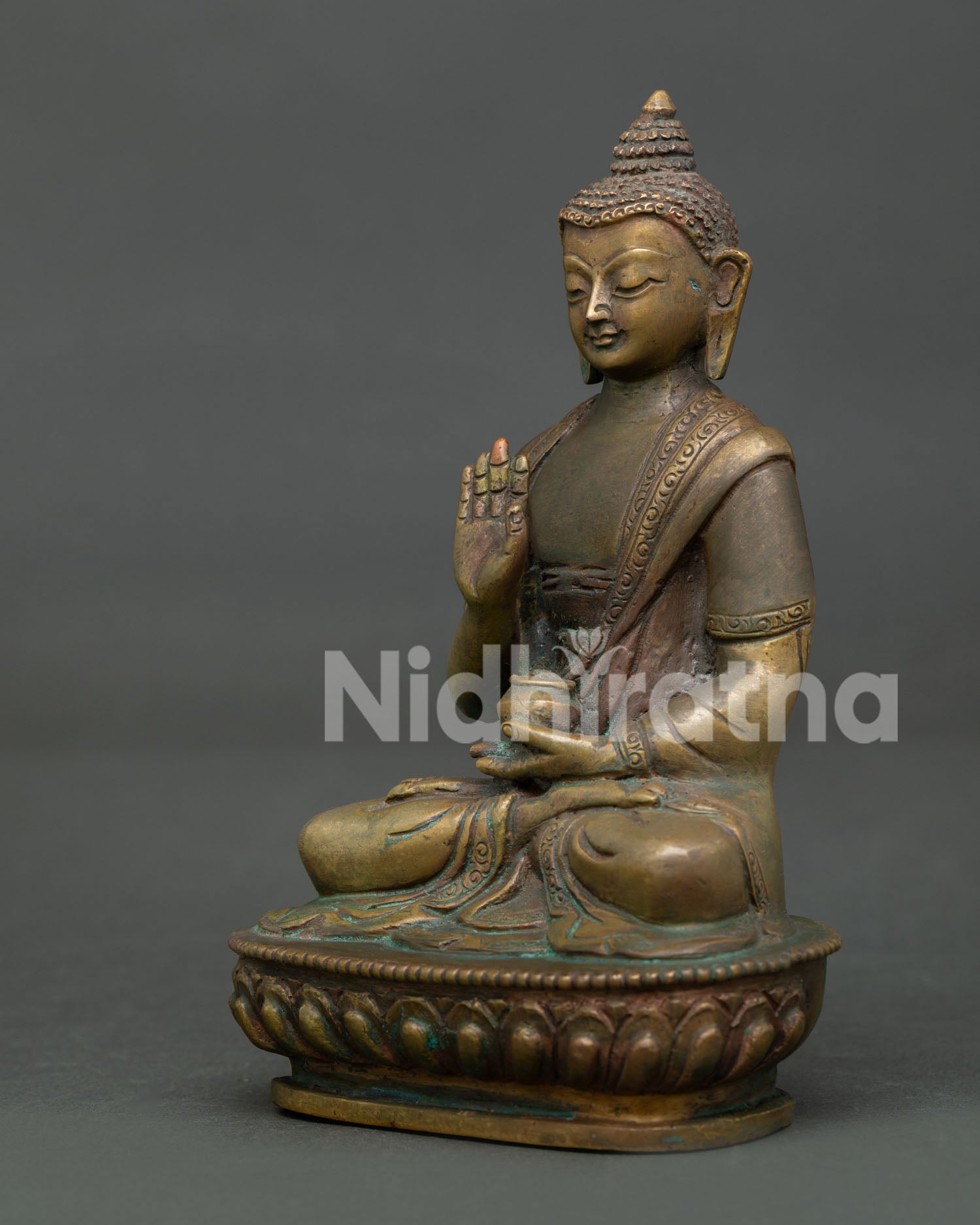 Amonghasiddhi Statue