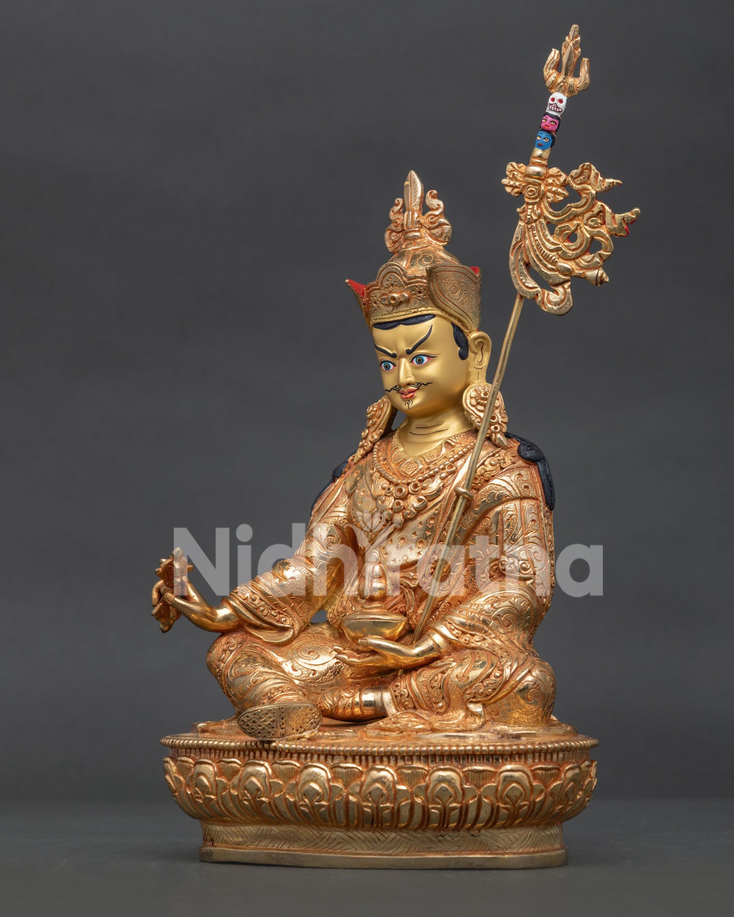 Guru Rinpoche Statue