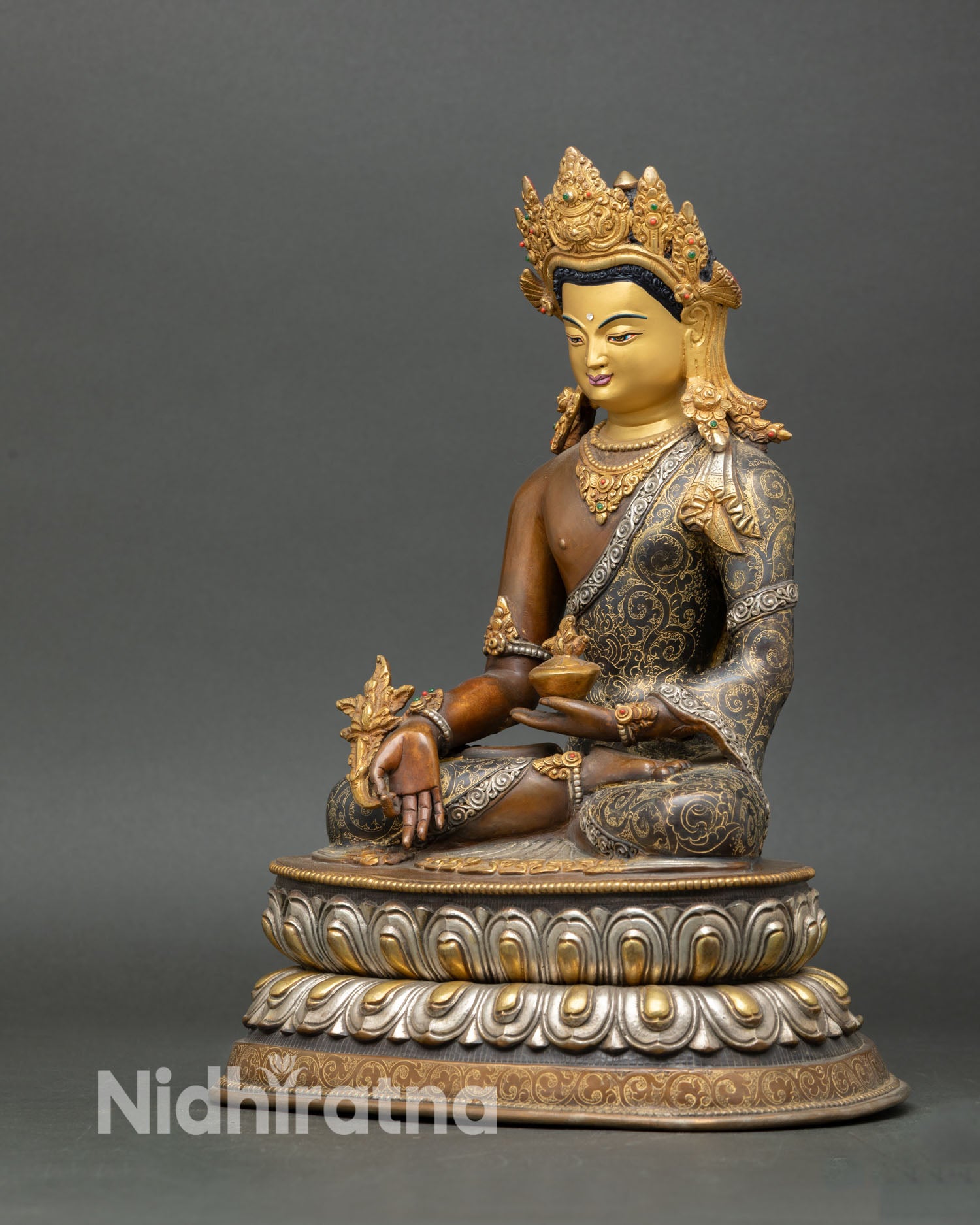 Medicine Buddha Statue – Traditional Nepalese Sacred Art