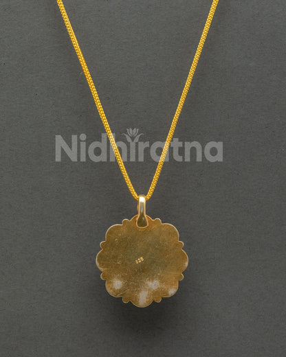 Beautiful Flower Locket – Symbol of Spiritual Growth & Renewal