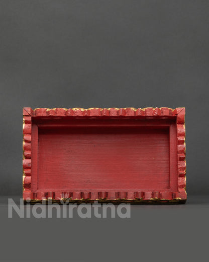Throne (upto 8 Inch)