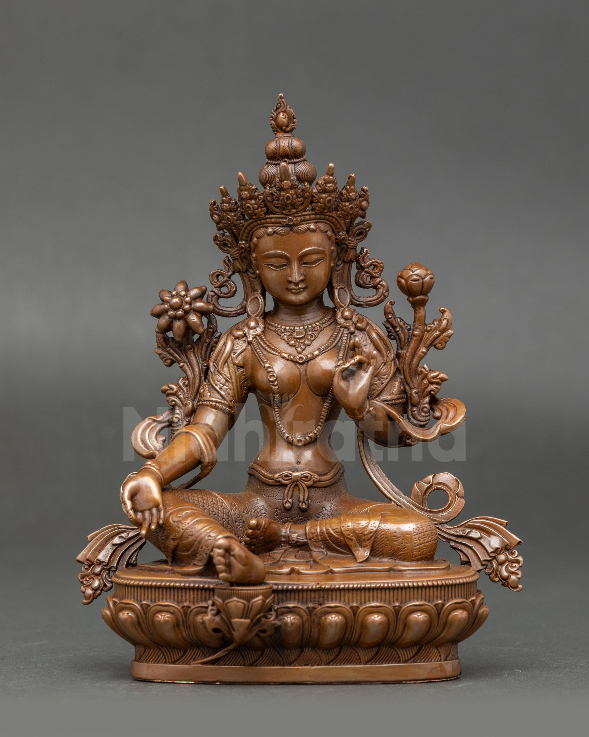 Machine-Made Tibetan Deity Green Tara for Spiritual Decor – Nidhiratna