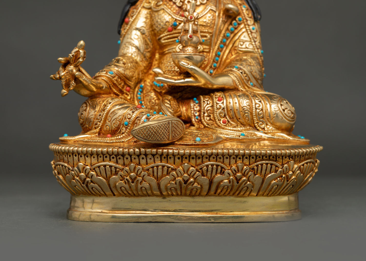 Guru Rinpoche Statue