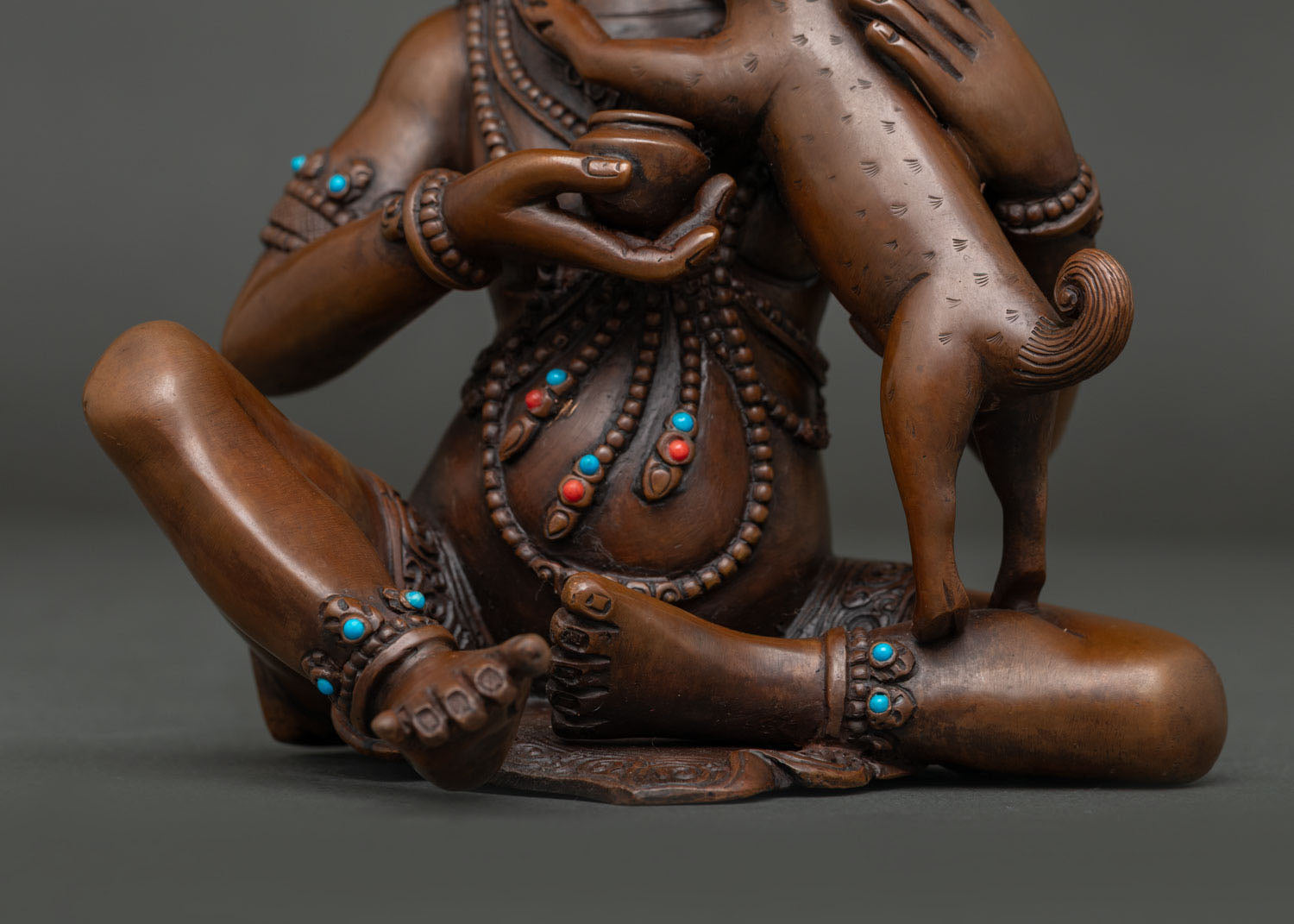 Kukkurirepa Statue
