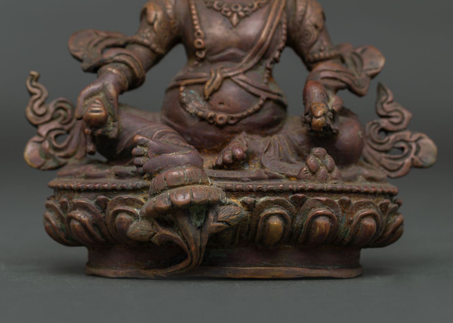 Vintage-Finish Dzambhala Statue | Guardian of Wealth and Prosperity