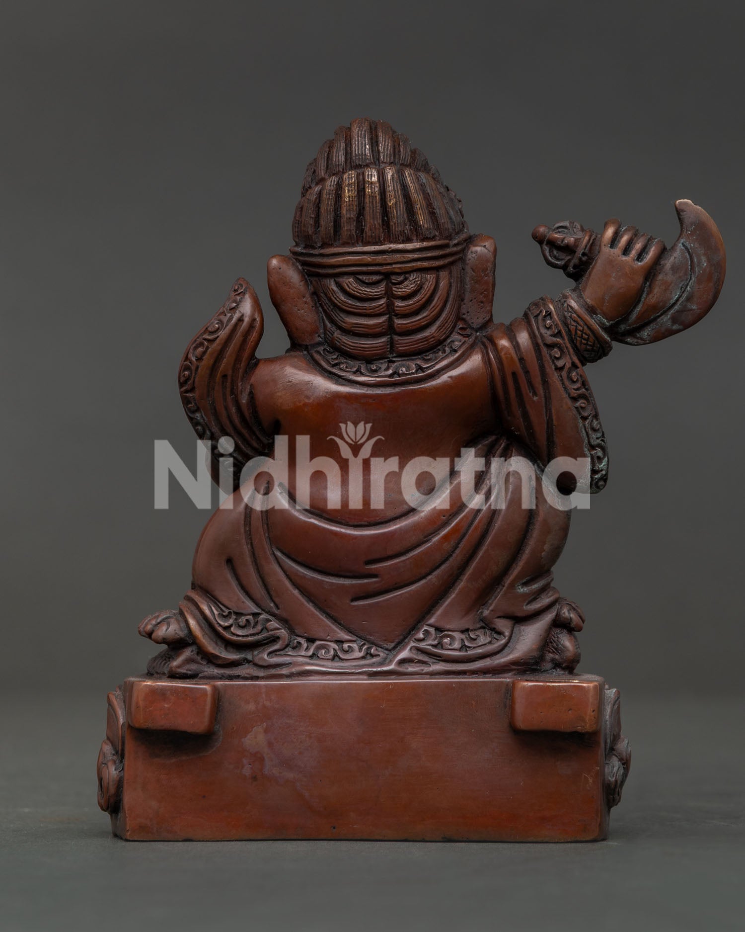 Mahakala Bernechen Statue