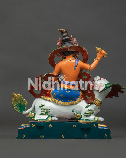 Tseringma Statue