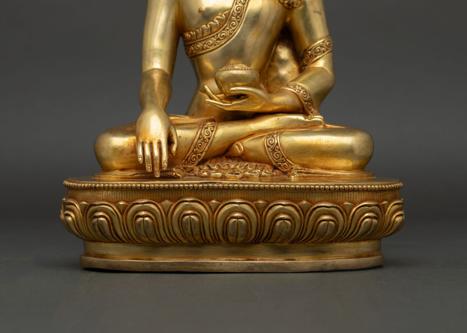 Shakyamuni Buddha | 24K Gold Gilded Copper Sculpture