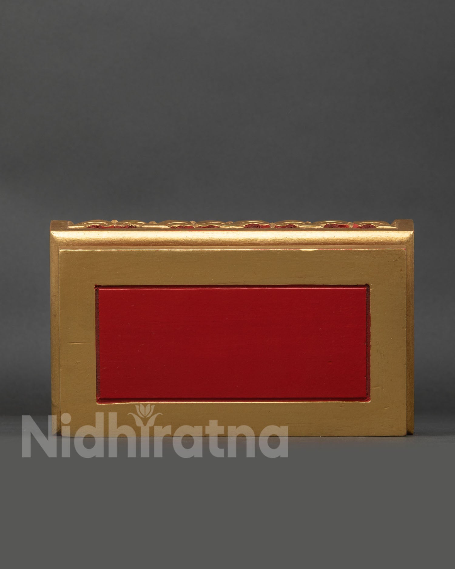 Throne (upto 8 Inch)