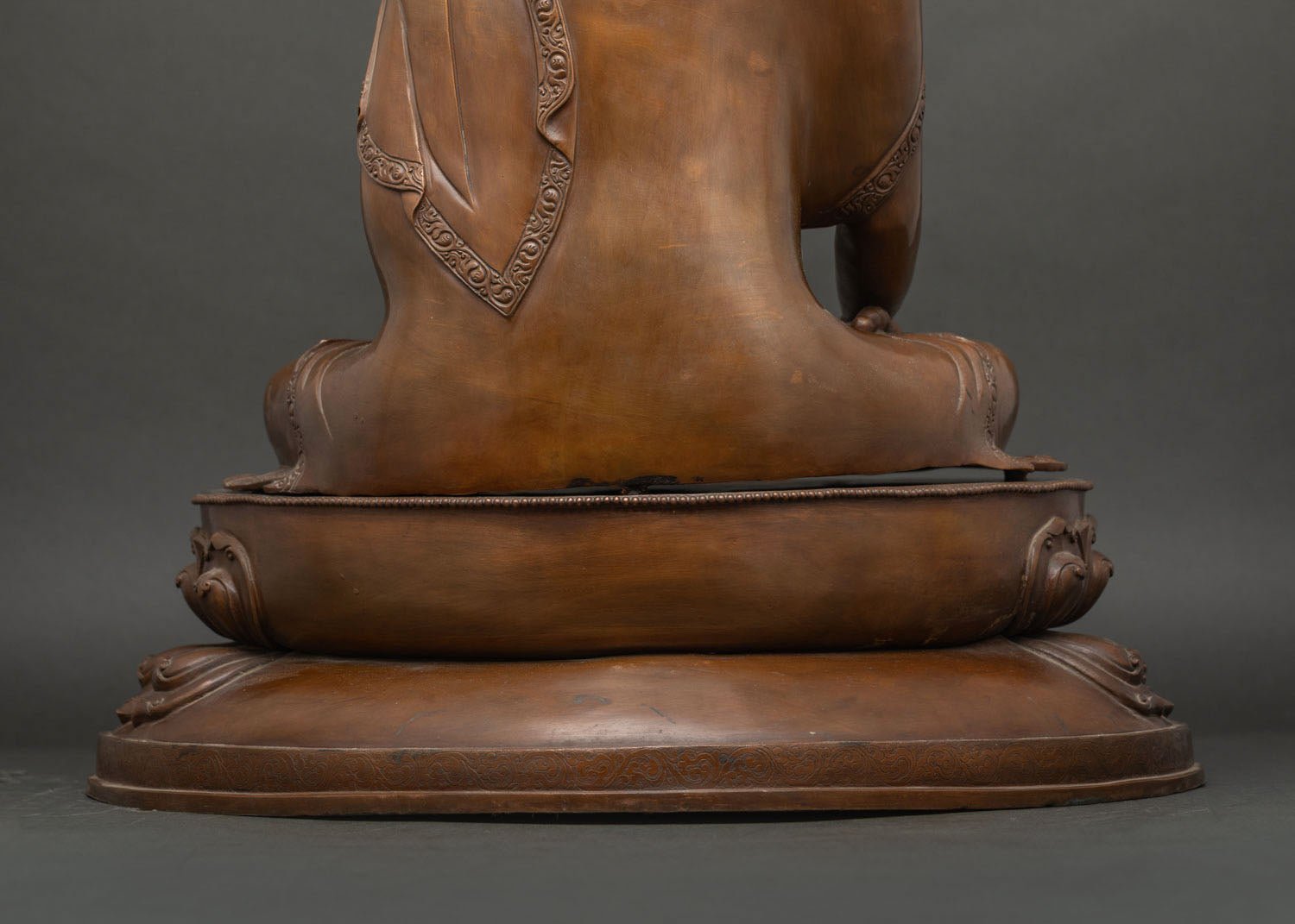 Oxidized Shakyamuni Buddha Statue – Handcrafted by Newari Artisans