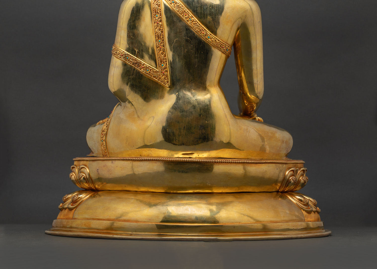 Classic Shakyamuni Buddha Statue for Altar & Meditation Room