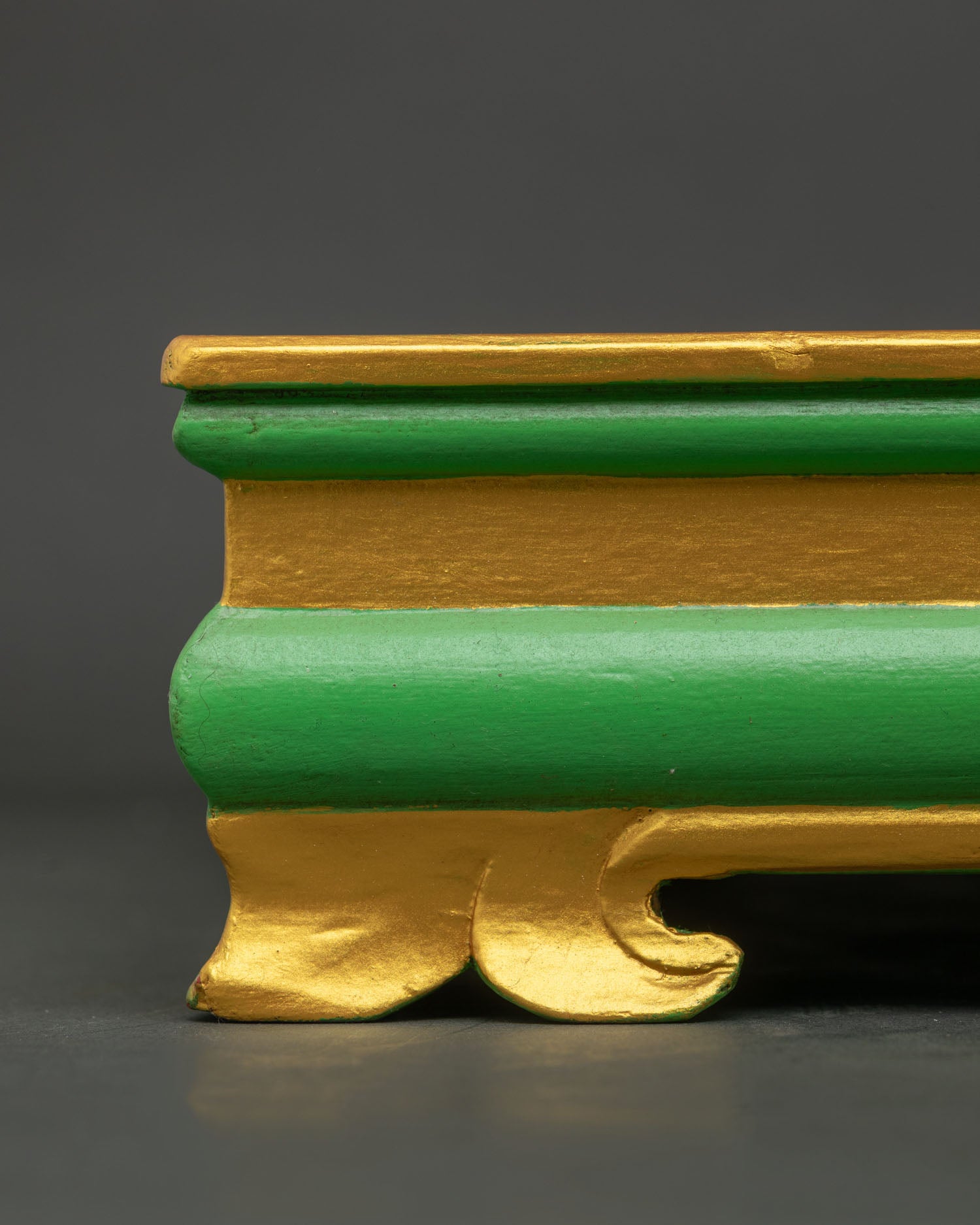 Tray