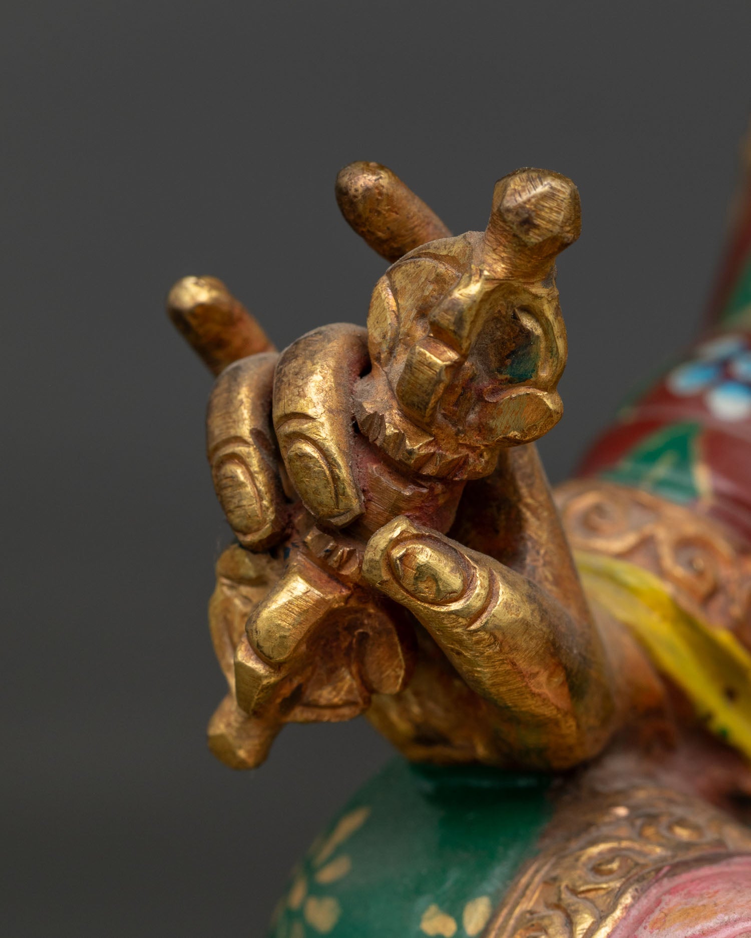 Guru Rinpoche Statue